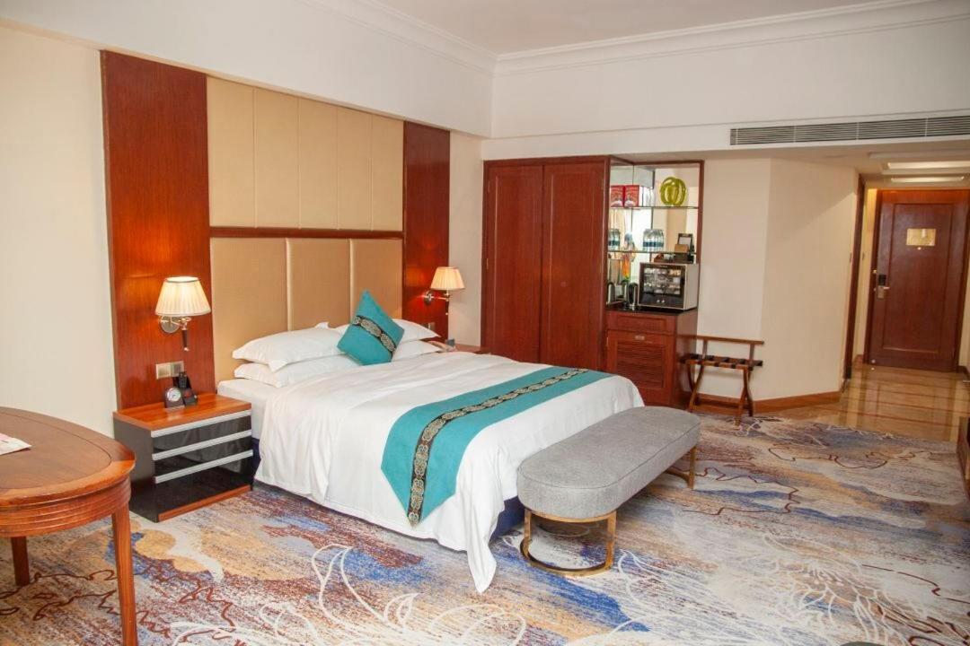 Gladden Hotel Jiangmen Εξωτερικό φωτογραφία