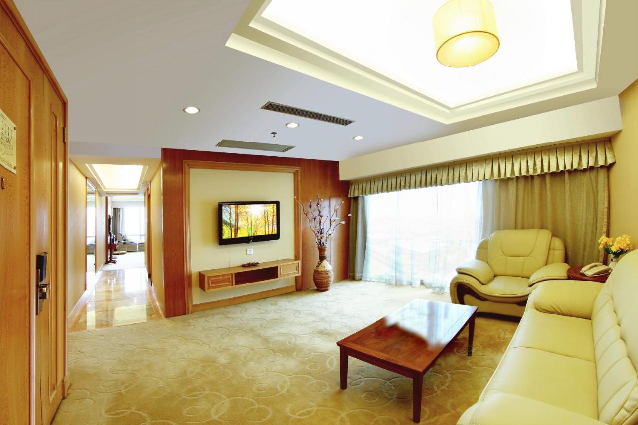 Gladden Hotel Jiangmen Εξωτερικό φωτογραφία