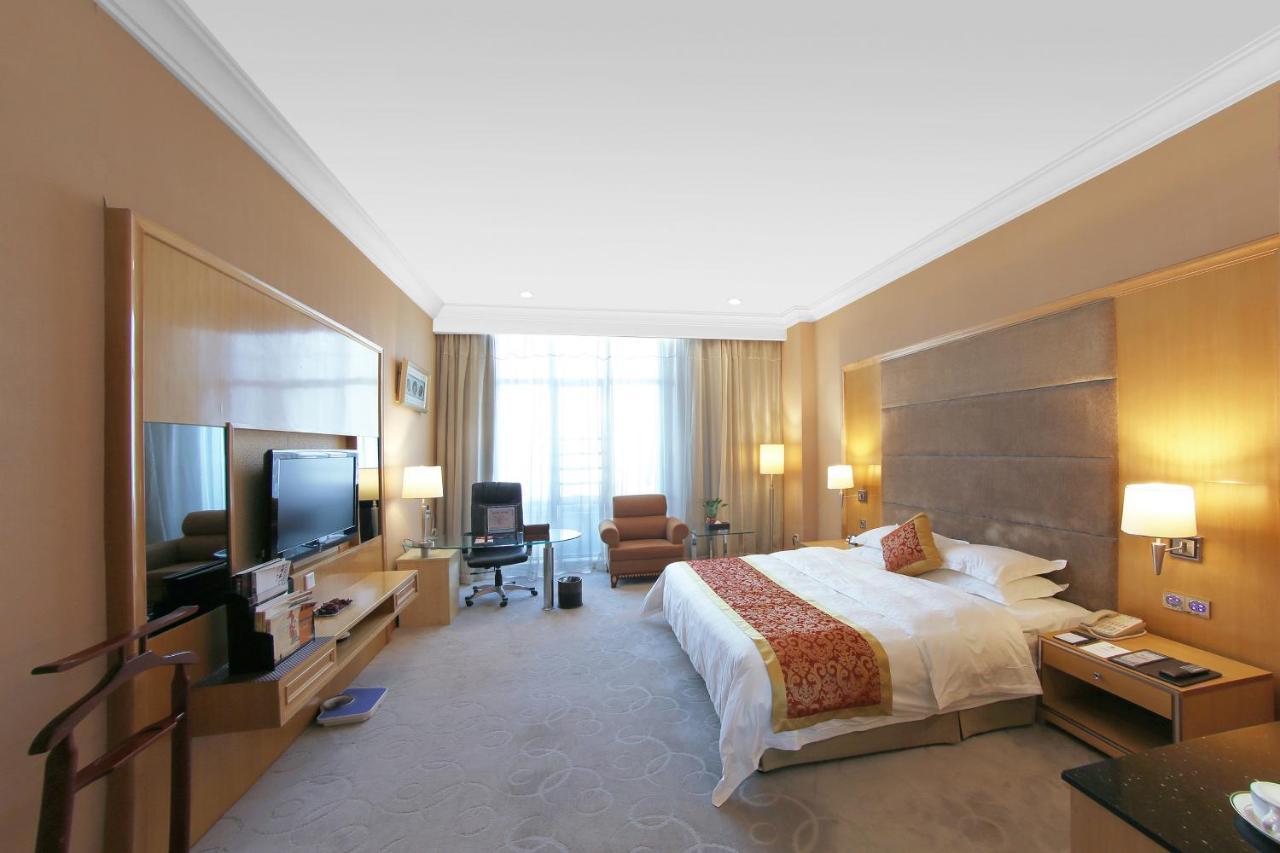 Gladden Hotel Jiangmen Εξωτερικό φωτογραφία