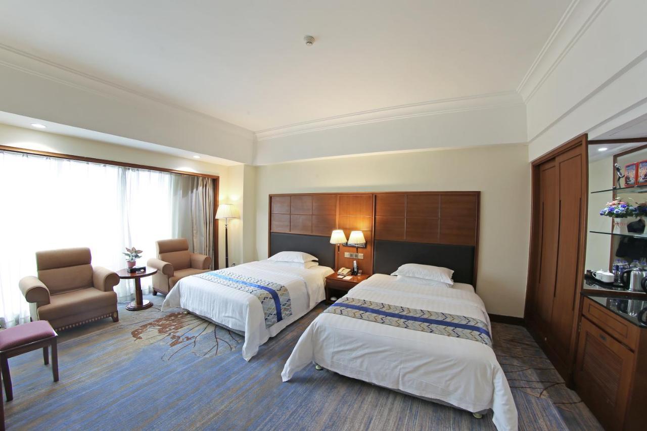 Gladden Hotel Jiangmen Εξωτερικό φωτογραφία