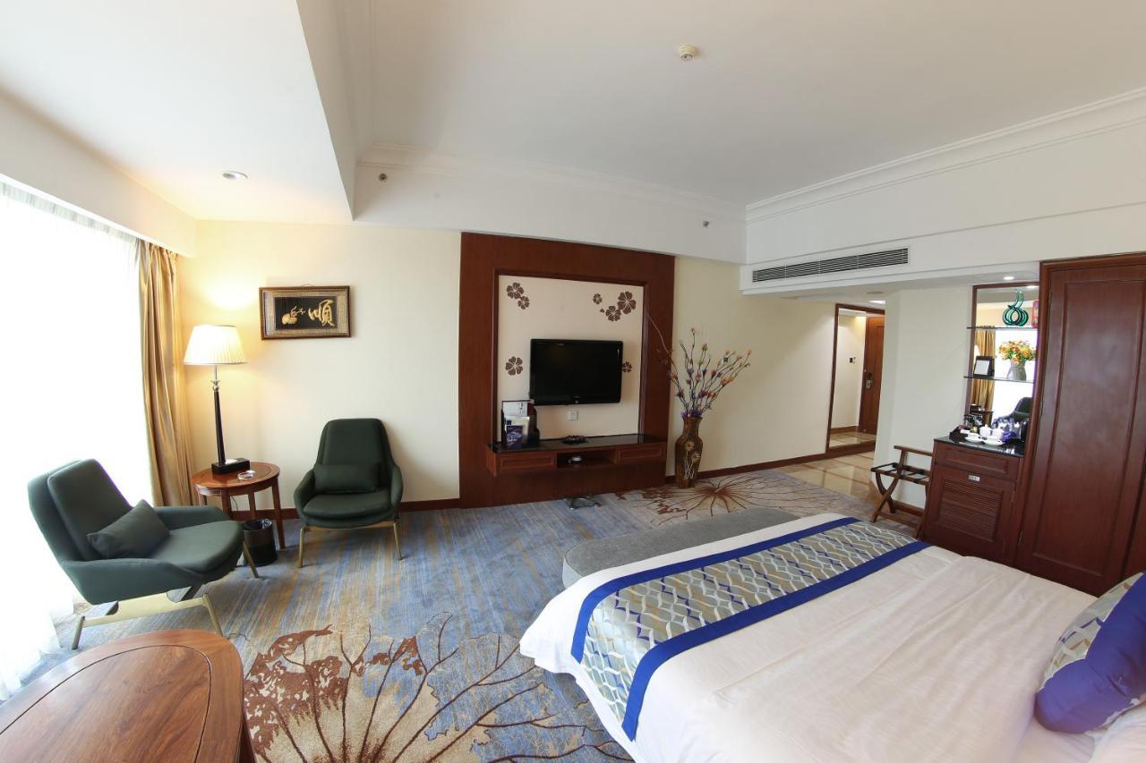 Gladden Hotel Jiangmen Εξωτερικό φωτογραφία